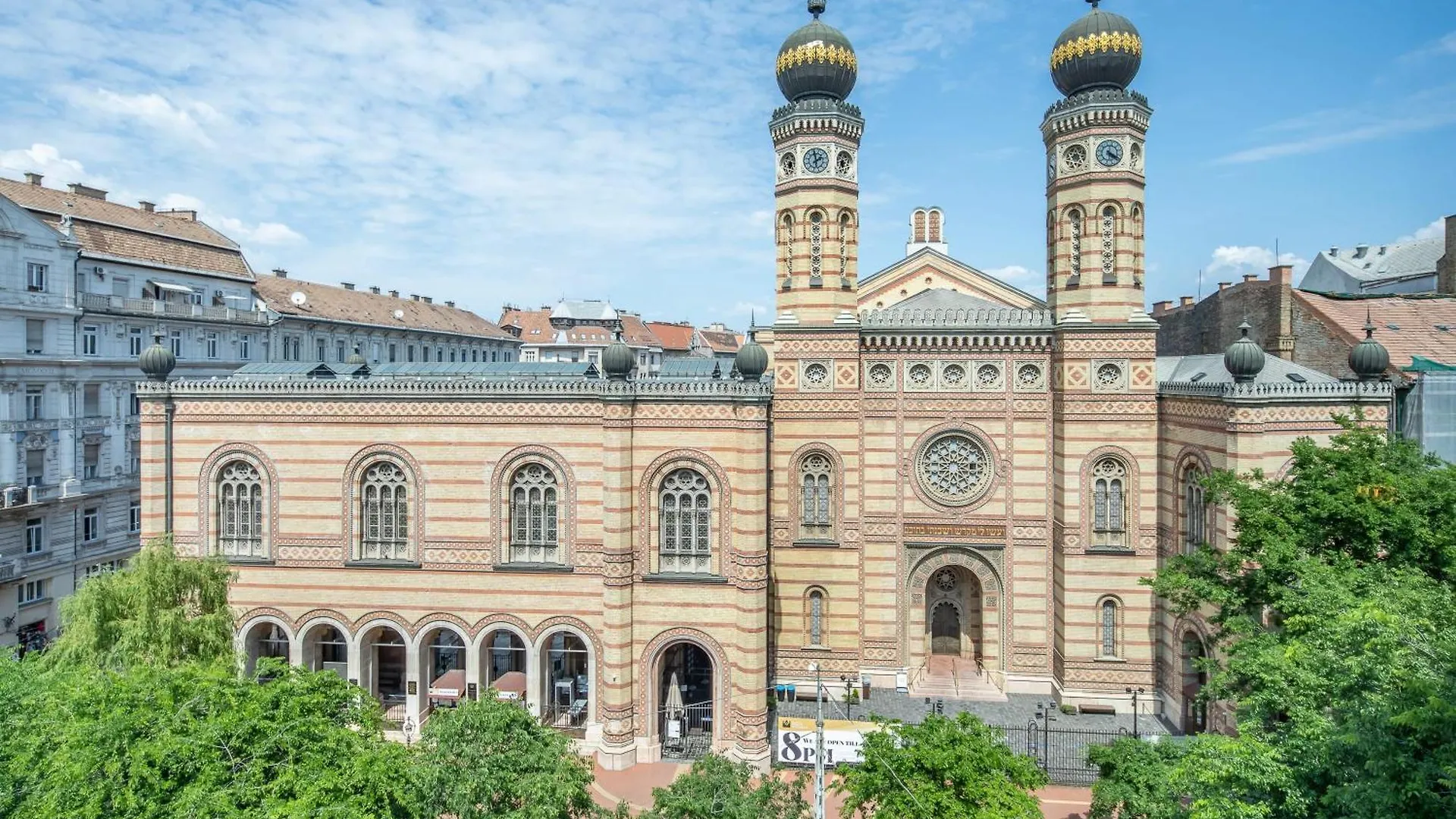 Ultra Central Luxury Budapest Apartment